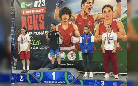 Bursa Büyükşehir Belediyesporlu boksçular U23 Türkiye Şampiyonası’nda 2 madalya kazandı