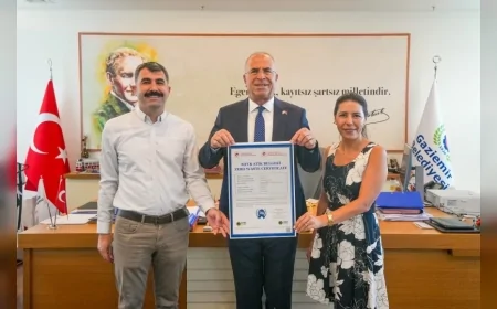 Gaziemir Belediyesi Sıfır Atık Belgesi aldı, geri dönüşüm altyapısını ilçenin tamamına yaydı