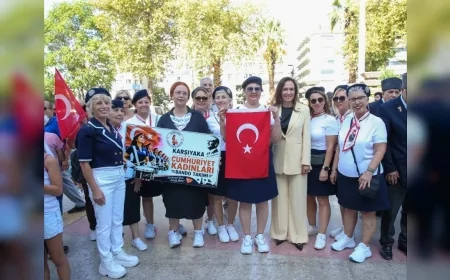Karşıyaka Belediye Başkanı Yıldız Ünsal: “Atatürk’ün kenti Karşıyaka’dan hiç durmadan çalışacağımıza söz veriyorum”