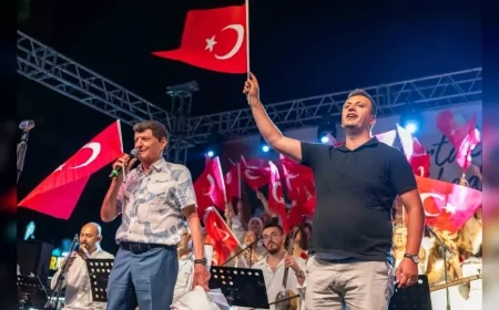 Bornova Belediye Başkanı Ömer Eşki: “El ele verelim bu ülkeyi daha da güzelleştirelim”