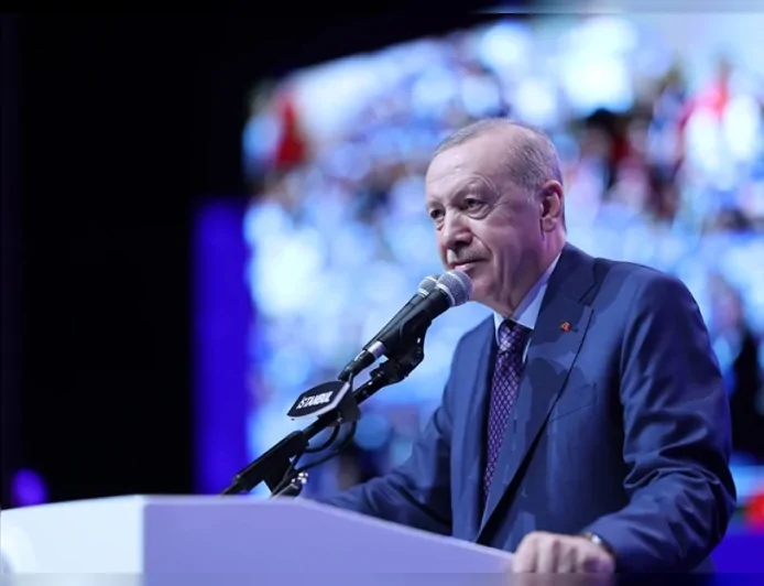 Cumhurbaşkanı Recep Tayyip Erdoğan: “İstanbul'un yapı stokunu güçlendirmek siyasetten öte hepimiz için bir millî güvenlik sorunudur”