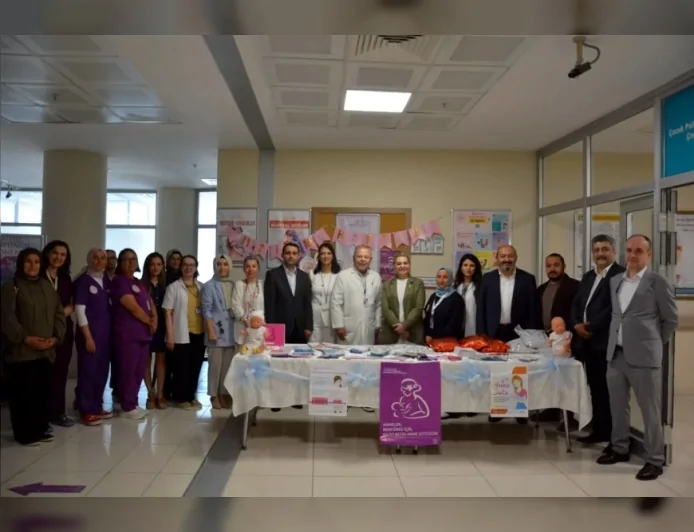 Kastamonu Eğitim ve Araştırma Hastanesi'nde Dünya Emzirme Haftası Kapsamında Anne Sütünün Önemi Anlatıldı