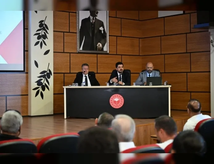 Tarım ve Orman Bakanlığı Hayvancılık Genel Müdürlüğü Hastalıktan Ari İşletmeler İçin Yeni Uygulama Modelini İzmir'de Tanıttı