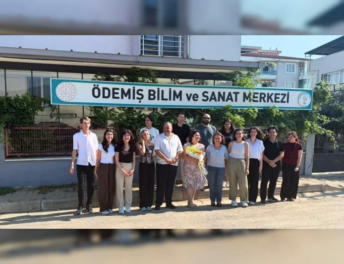 Ege Üniversitesinde düzenlenen etkinlikte siber güvenliğin geleceği ve nitelikli uzman yetiştirmenin önemi ele alındı
