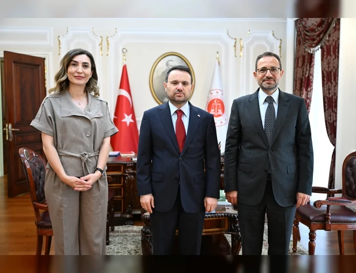 Alevi-Bektaşi Kültür ve Cemevi Başkanı Esma Ersin’den Ankara’da kurumlar arası iş birliği ziyaretleri