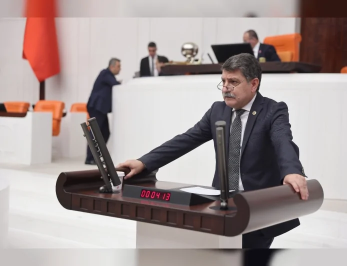 Yeni Parti Kocaeli Milletvekili Prof. Dr. Mühip Kanko: “Bankaların bu fahiş uygulamaları neden denetlenmiyor?”