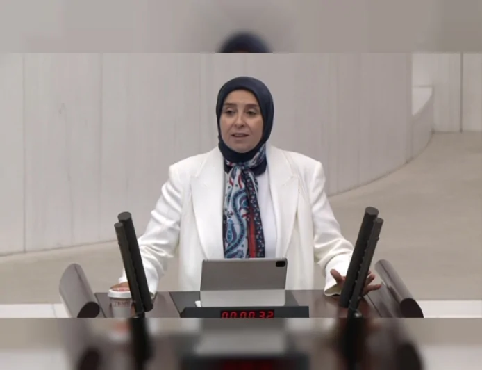 DEVA Partisi Genel Başkan Yardımcısı Elif Esen: “Makamı ne kadar yüksek olursa olsun hiç kimse denetimin dışında değildir”