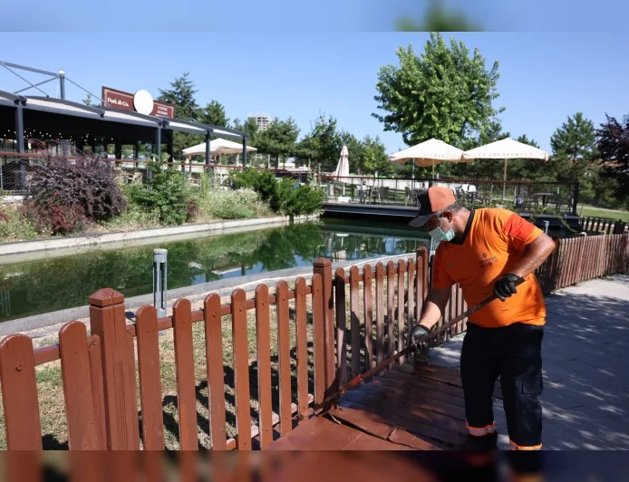 Çankaya Belediyesi parklarda bakım ve onarım çalışmalarını ilçe genelinde hızlandırdı