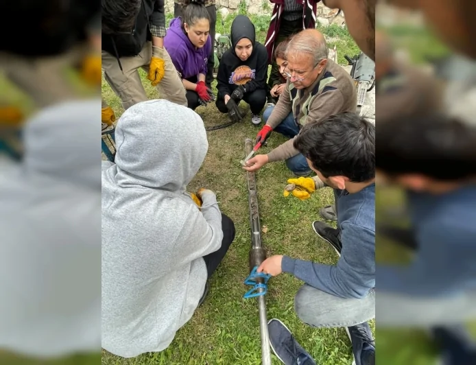 Ege Üniversitesi Öğretim Üyesi Prof. Dr. Ertuğ Öner: “Binlerce Yıl Öncesinin Deniz Tabanları Bugün Alüvyal Zeminleri Oluşturuyor”