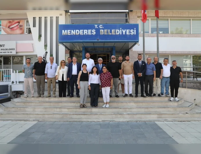 CHP İzmir İl Başkanı Utku Gümrükçü: “Milli iradeye saygı, CHP adayının desteklenmesini gerektirir”