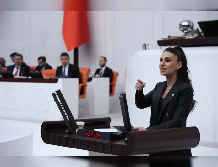 YENİ Parti Genel Başkan Yardımcısı Gizem Özcan: “Mesele yalnızca bir bina, bir tapu ya da bir mülkiyet meselesi değildir”