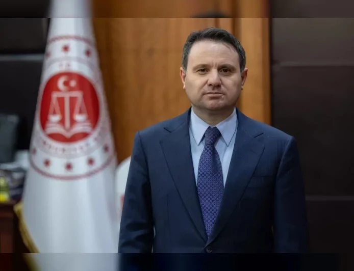 Adalet Bakanı Akın Gürlek: “Hukuka aykırı kazanç elde etmeye çalışan kim olursa olsun hesabını verecektir”