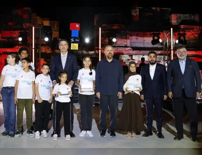 Enerji ve Tabii Kaynaklar Bakanı Alparslan Bayraktar: “Türkiye'yi enerjide bağımsız kılma hedefi doğrultusunda kararlılıkla yürüyoruz”