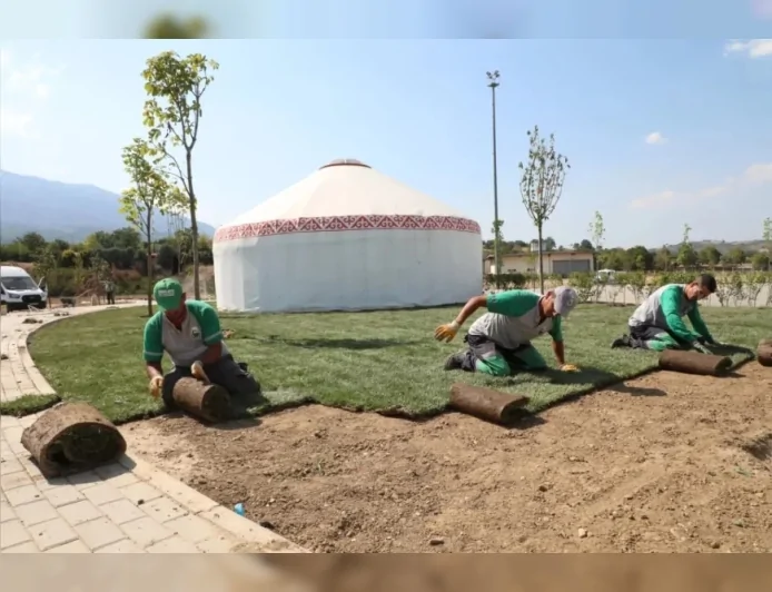 İnegöl DOSTUM Kamp Merkezi 104 kişilik konaklama kapasitesi ve spor alanlarıyla büyüyor