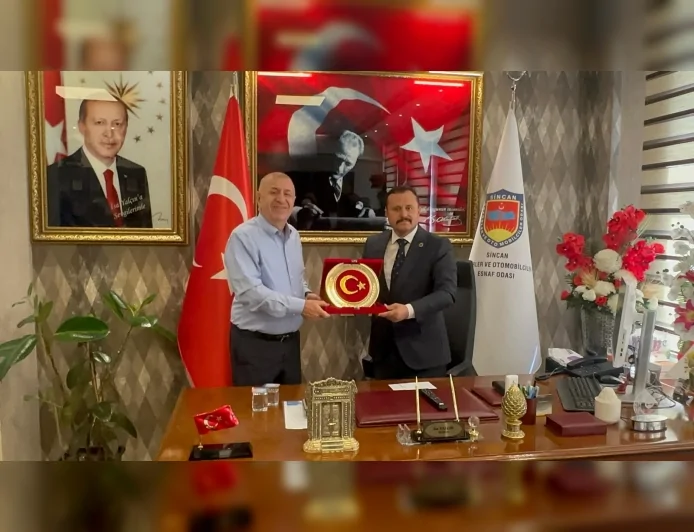 Zafer Partisi Genel Başkanı Prof. Dr. Ümit Özdağ Sincan Şoförler ve Otomobilciler Esnaf Odası Başkanı İsa Yalçın ile Görüştü