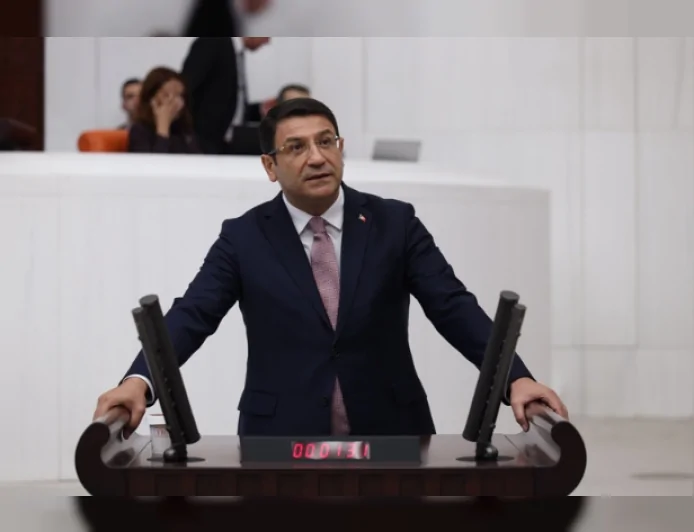 DEVA Partisi Ankara Milletvekili İdris Şahin: “AİHM kararlarının etrafından dolaşmaya çalışmak hukuka karşı hiledir”