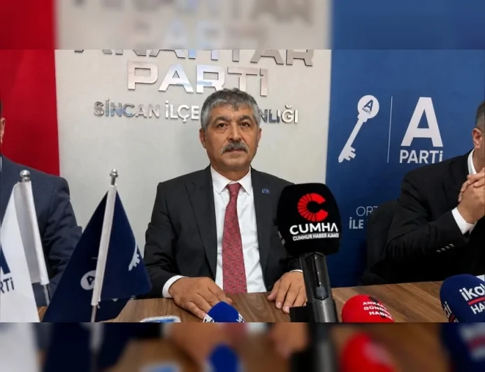 Anahtar Parti Genel Başkan Yardımcısı Hayati Çetin: “Türkiye’nin asıl gündemi ekonomi ve vatandaşın geçim sıkıntısı”