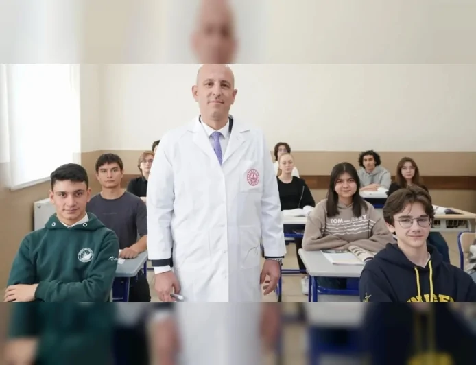 Millî Eğitim Bakanlığı öğretmenlik kariyer basamaklarında ilerleme kılavuzunu yayımladı