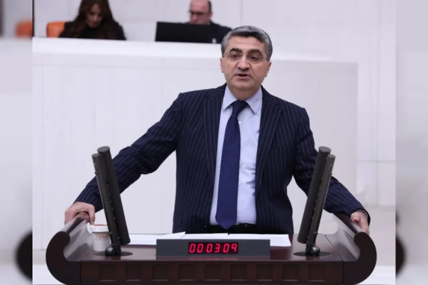 DEVA Partisi Genel Başkan Yardımcısı Mehmet Emin Ekmen: “Bu kürsü devletin değil, milletin kürsüsüdür”