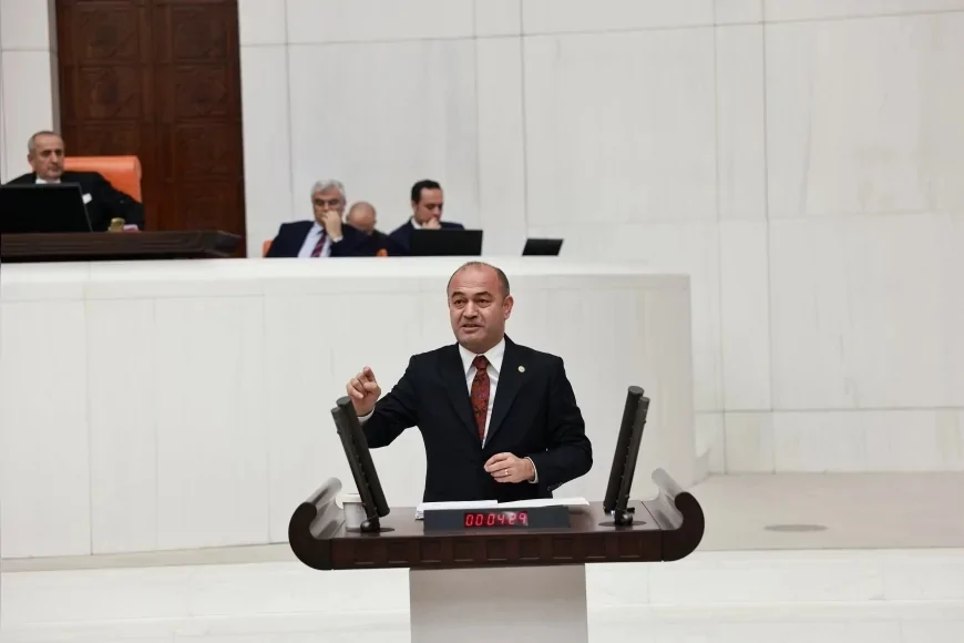 YENİ Parti İstanbul Milletvekili Özgür Karabat: “Serbest fonlarda milyarlarca liralık rant sağlandı, hesaplar incelenmeli”