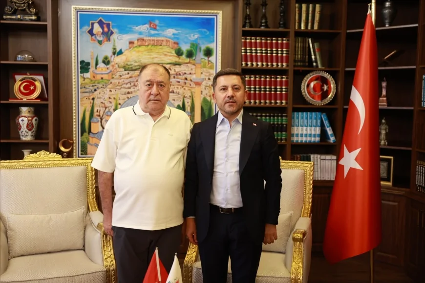 Nevşehir Ticaret ve Sanayi Odası Başkanı Mehmet Arif Parmaksız, “Nevşehir’in Gelişiminde Rasim Arı Önemli Bir Rol Üstleniyor”