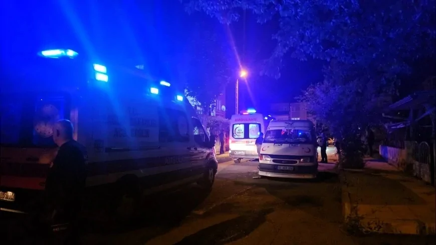 Çorum'da akrabalar arasında çıkan kavga büyüdü, polis biber gazıyla müdahale etti, 2 kişi yaralandı