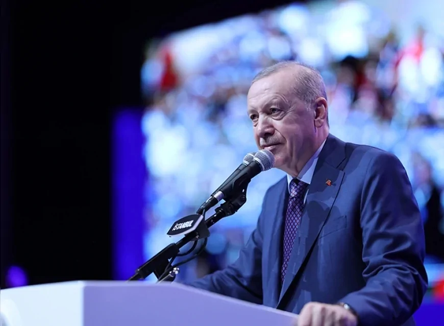 Cumhurbaşkanı Recep Tayyip Erdoğan: “İstanbul'un yapı stokunu güçlendirmek siyasetten öte hepimiz için bir millî güvenlik sorunudur”