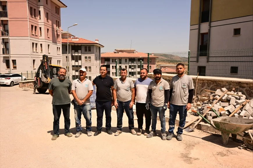 Manisa Büyükşehir Belediyesi Fen İşleri Dairesi Başkanlığı Bakım Onarım ve Atölyeler Şube Müdürü Yılmaz Uçar: “Bozulan yol ve kaldırımları etap etap yeniliyoruz”
