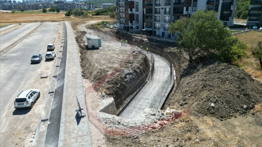 Bursa Büyükşehir Belediyesi Nilüfer’de Yağmur Suyu Hattı Çalışmalarını Hızlandırdı