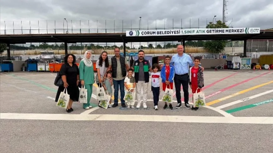 Çorum Belediyesi 1. Sınıf Atık Getirme Merkezi Çevreci Öğrencilere Sıfır Atık Süreçlerini Yerinde Tanıttı