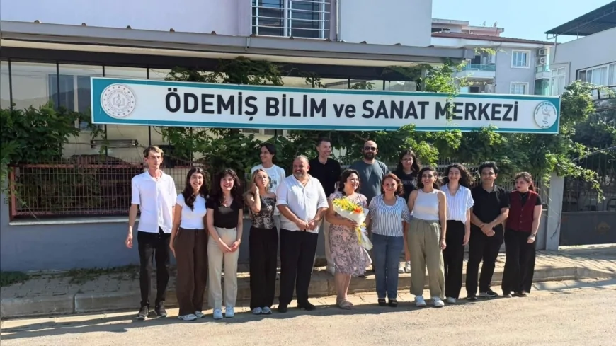 Ege Üniversitesinde düzenlenen etkinlikte siber güvenliğin geleceği ve nitelikli uzman yetiştirmenin önemi ele alındı