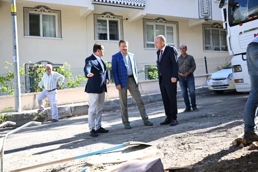 Altındağ Belediye Başkanı Dr. Veysel Tiryaki: “Tüm mahallelerimizde asfalt ve kaldırım çalışmalarımızı sürdürüyoruz”