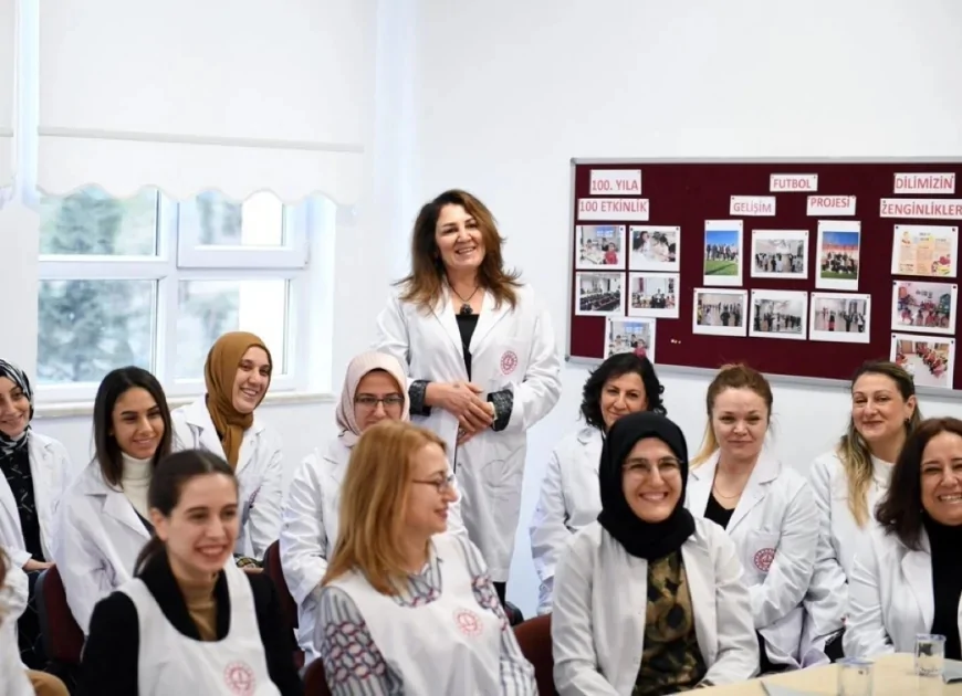 Millî Eğitim Bakanlığı İl İçi Mazerete Bağlı Öğretmen Atama Sonuçlarını Hizmet Puanı Üstünlüğüne Göre Açıkladı