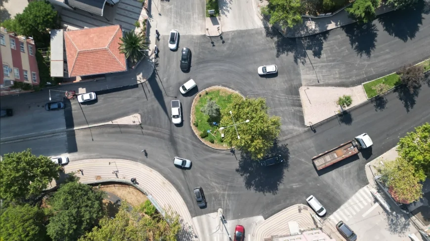 Bursa Büyükşehir Belediyesi Kestel'de Eğitim Caddesi'ni asfalt, kaldırım ve bisiklet yollarıyla yeniledi