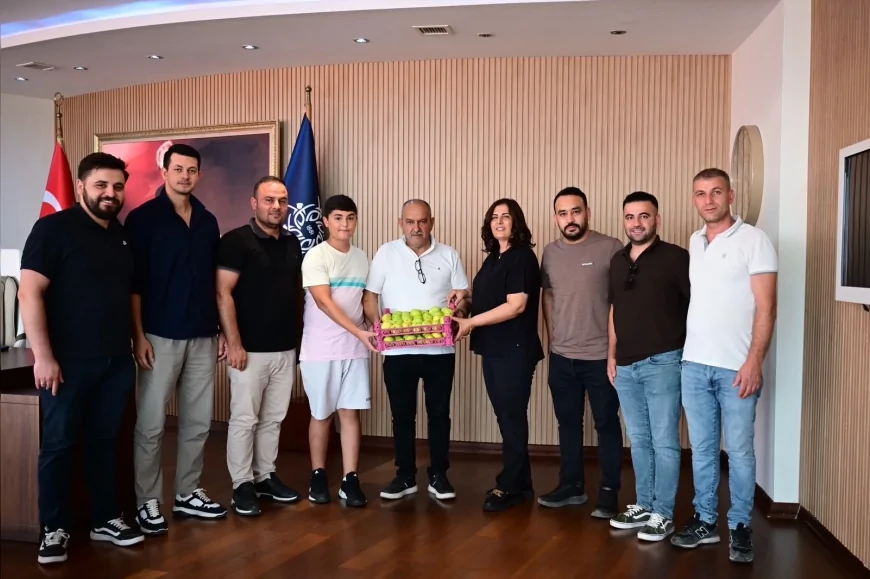 Aydın Büyükşehir Belediye Başkanı Özlem Çerçioğlu Köşk Esnaf ve Sanatkarlar Odası heyetini makamında ağırladı
