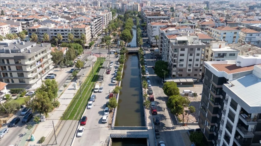 İZSU, Manda ve Bostanlı derelerinde temizlik çalışmalarını tamamlayarak İzmir Körfezi’ne taşınan kirliliği azaltmayı hedefledi!