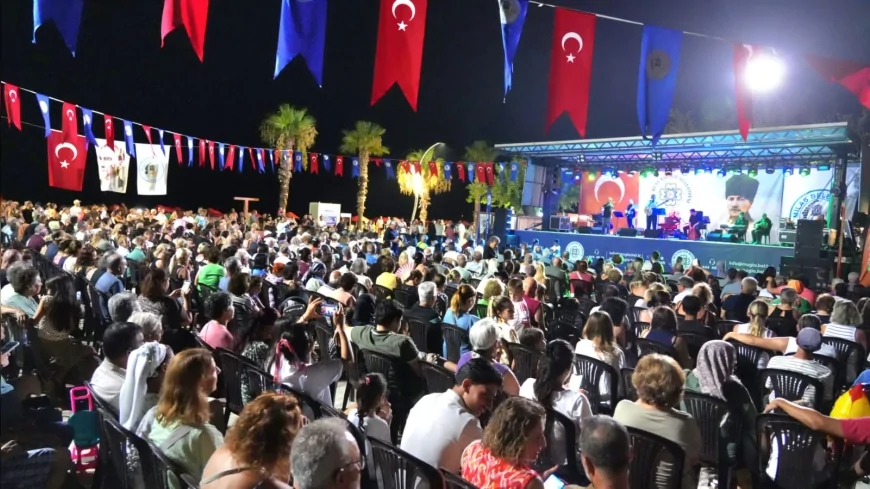 Milas Belediye Başkanı Fevzi Topuz: “Milas’ımızın her köşesini müzikle ve neşeyle buluşturmaya devam edeceğiz”