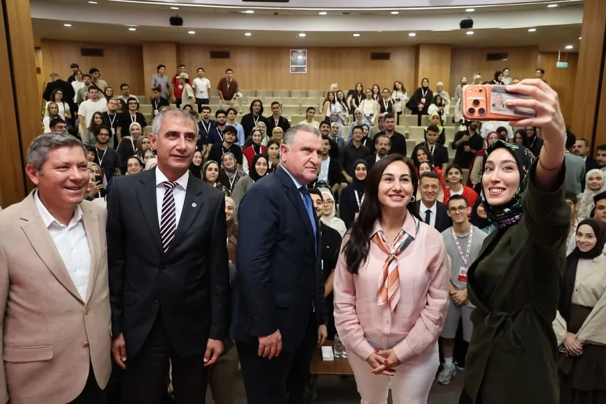 Beykoz Belediye Başkan Vekili Özlem Vural Gürzel: “Riva’da ve Göksu’da Hayata Geçirmeyi Planladığımız Gençlik Merkezlerimizle Gençlerimizin Gelişimine Katkı Sunmak İstiyoruz”