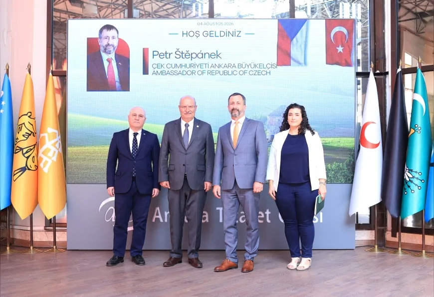 ATO Başkanı Gürsel Baran: “Ankara’nın ihracat potansiyeliyle Çekya ile 6,5 milyar dolarlık ticaret hacmini daha yukarı taşıyabiliriz”