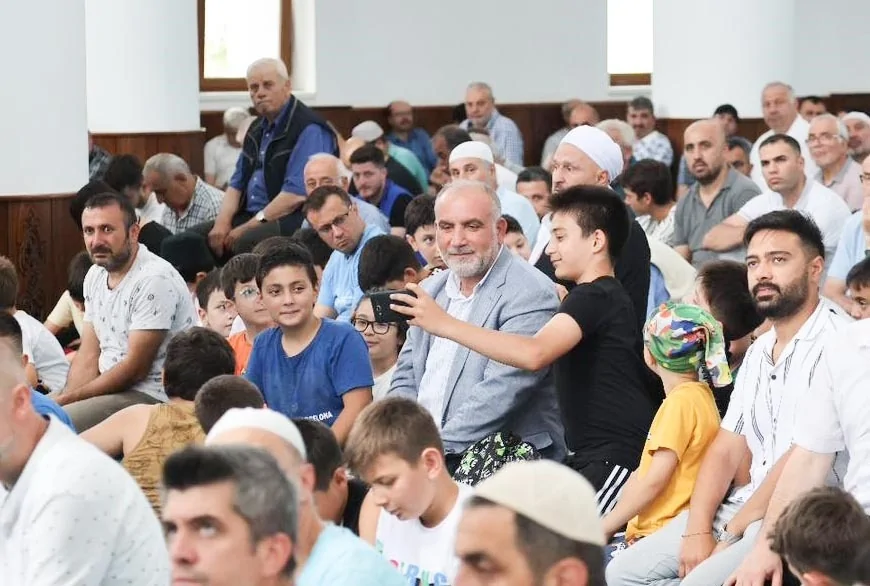 Canik Belediye Başkanı İbrahim Sandıkçı: “Camilerimiz Çocuklarımızın ve Gençlerimizin Sesleriyle Neşe Doluyor”