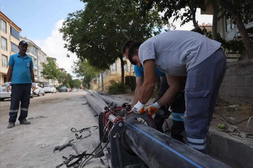 Nevşehir Belediyesi Kıratlıoğlu ve 15 Temmuz Mahallesi’nde kapsamlı altyapı yenilemesini başlattı