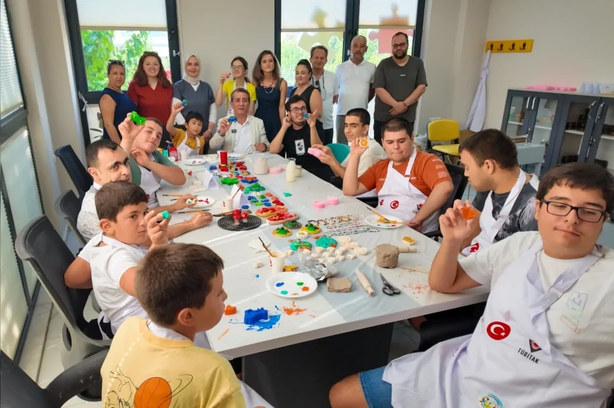 Efeler Belediye Başkanı Anıl Yetişkin: “Özel Bireyler Üretimin İçinde Yer Alarak Geleceğe Hazırlanıyor”