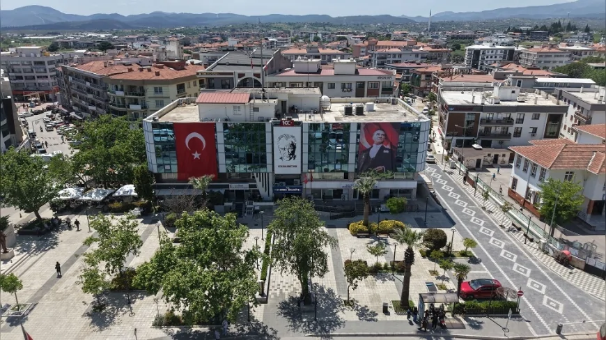 Menderes Belediyesi: “7 Mayıs 2026 Tarihli Açıklamanın Yürütülen Soruşturmayla Bağlantısı Bulunmuyor”