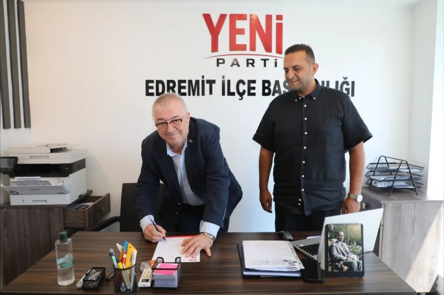 Edremit Belediye Başkanı Mehmet Ertaş: “Halkın ve seçmenimizin sesine kulak vererek böyle bir yol ayrımı yaşadık”