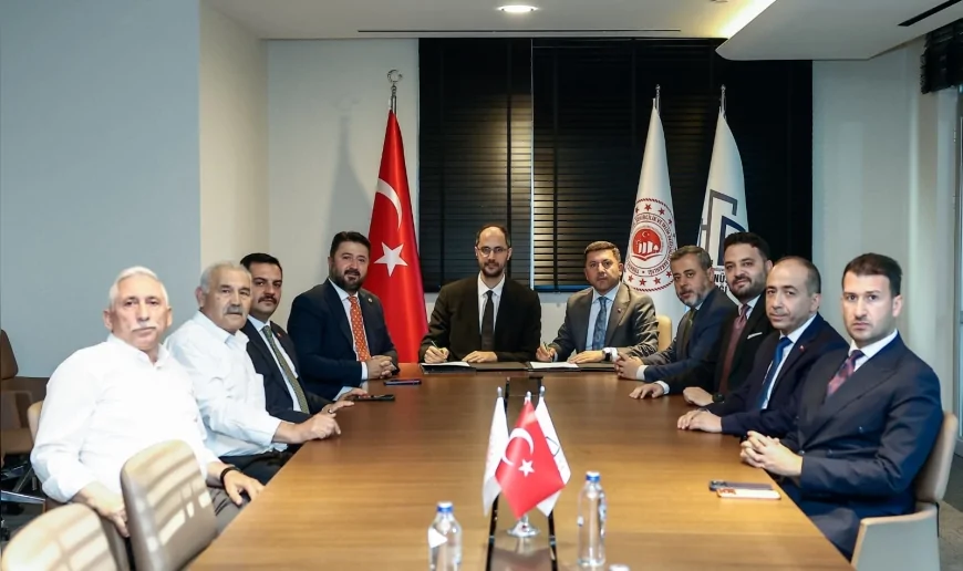 Nevşehir Belediye Başkanı Rasim Arı Ankara’da Kentsel Dönüşüm ve Belediye Hizmetleri İçin Temaslarda Bulundu