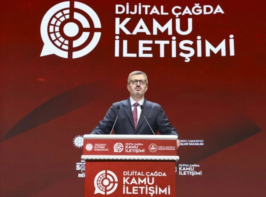 İletişim Başkanı Duran: “Vatandaşla iletişimi tek bir mecra ile sınırlı tutmamız elbette düşünülemez”