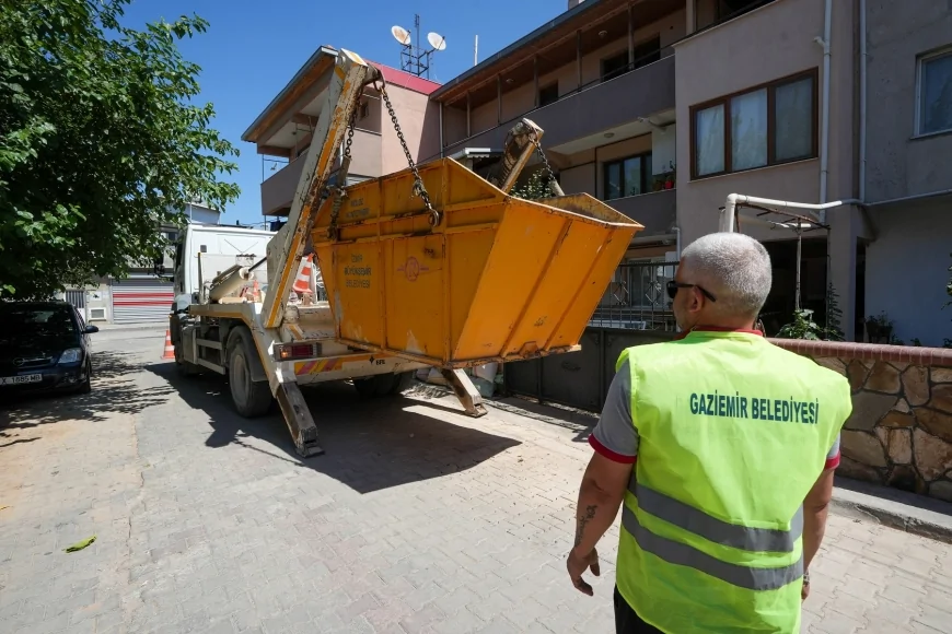 Gaziemir Belediyesi kaçak moloz ve mobilya atıklarına 413 bin 631 lira ceza uyguladı
