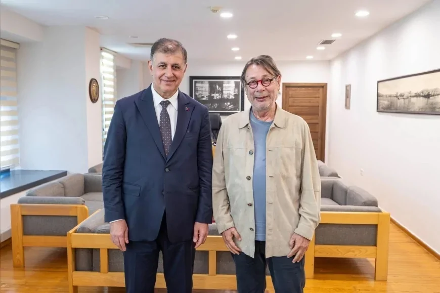 İzmir Büyükşehir Belediye Başkanı Dr. Cemil Tugay: “İzmir’in geleceği için her doğru projeye desteğe hazırız”