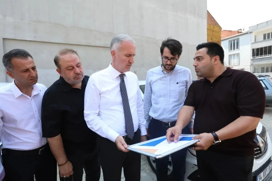 İnegöl Belediyesi Orhaniye Mahallesi’nde kamulaştırmalarla 16 araçlık yeni otopark oluşturdu