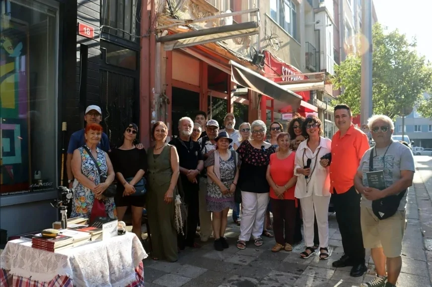 Türkiye Yazarlar Sendikası Yönetim Kurulu Üyesi Esra Alkan: “Edebiyat Sokakta Türkiye’ye yayılıyor”
